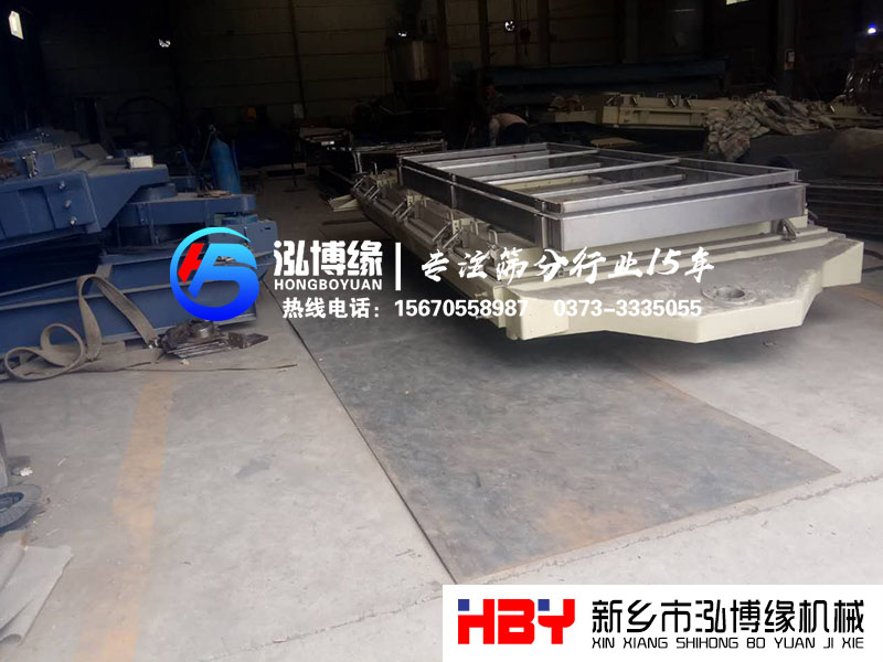 平面回轉(zhuǎn)篩是否可以連接除塵設(shè)備來改善工作間環(huán)境?